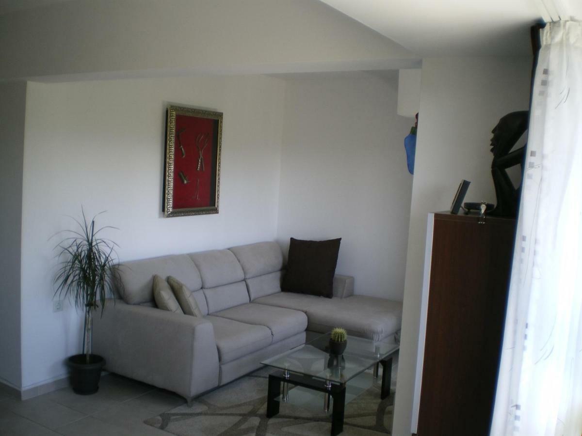 Park View Apartment Plovdiv With Parking ภายนอก รูปภาพ